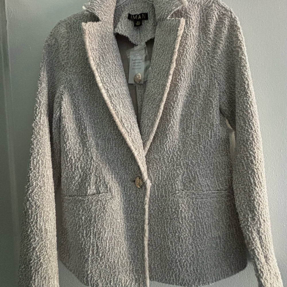 IMAN Women's Soft Beige Blazer